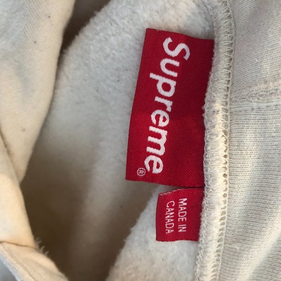 Supreme Logo Hoodie - Picture 2 of 5